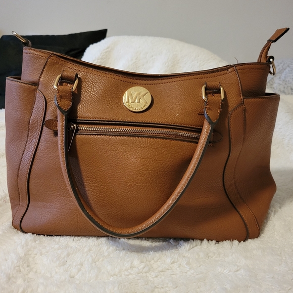 Michael Kors handbag - Picture 1 of 6